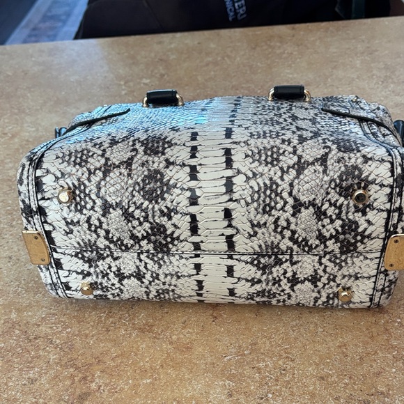Coach Swagger 27 Snakeskin Satchel with Black and Gold Accents - Picture 4 of 10